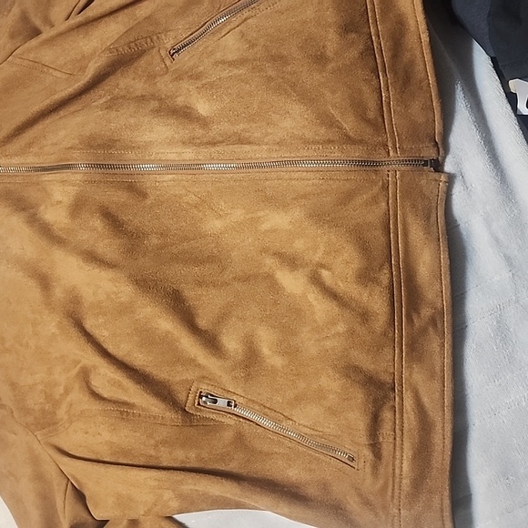 Jacket - Picture 3 of 3